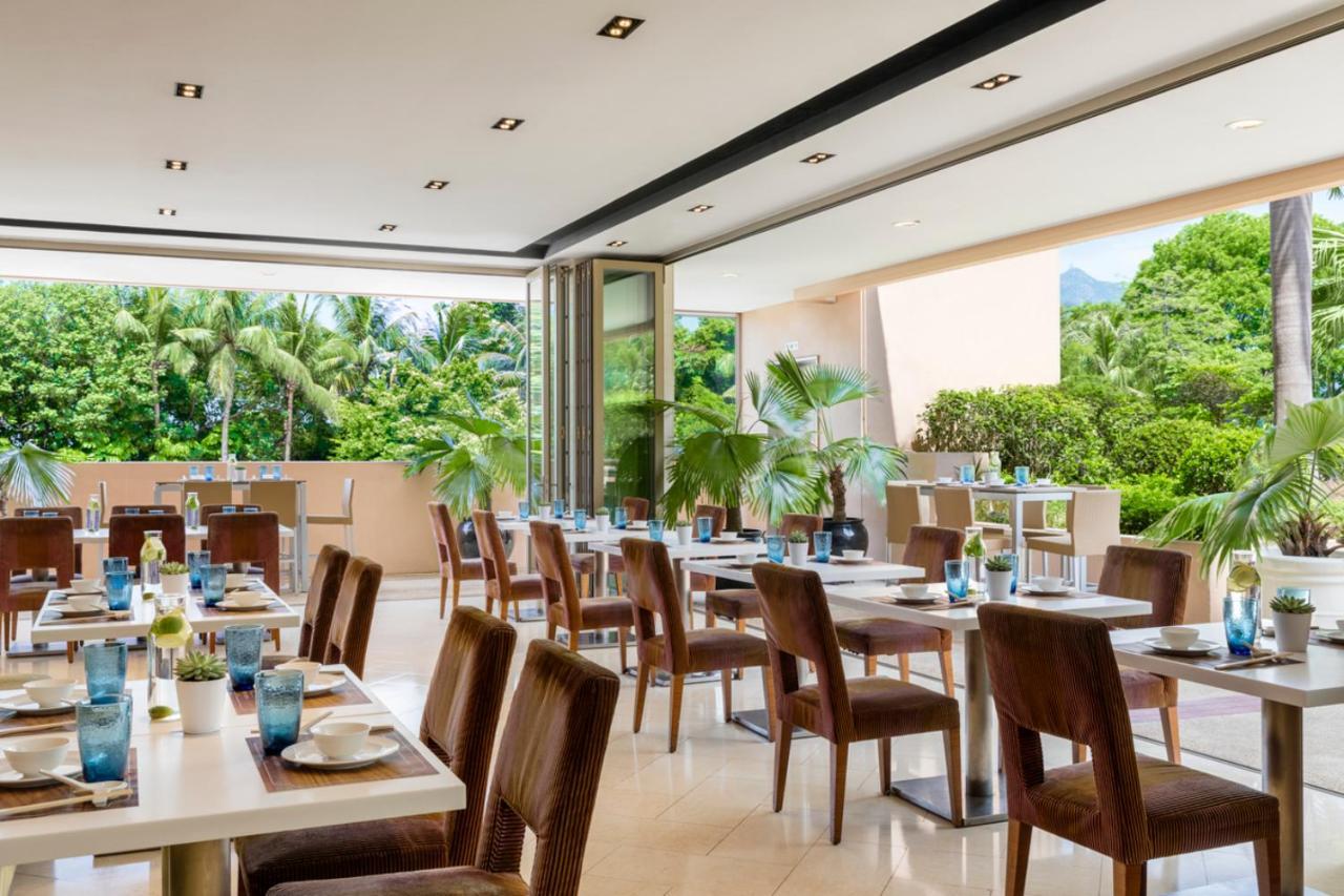Hong Kong Gold Coast Hotel Екстериор снимка